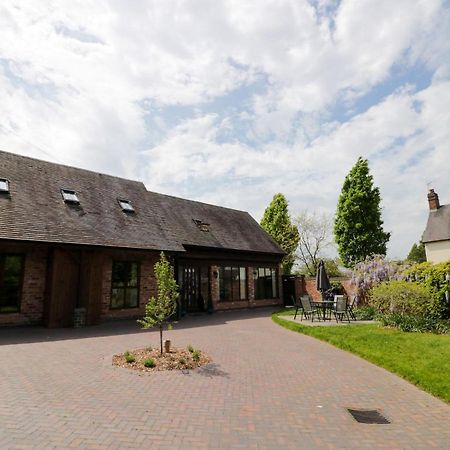The Stables Villa Stourbridge Exteriör bild