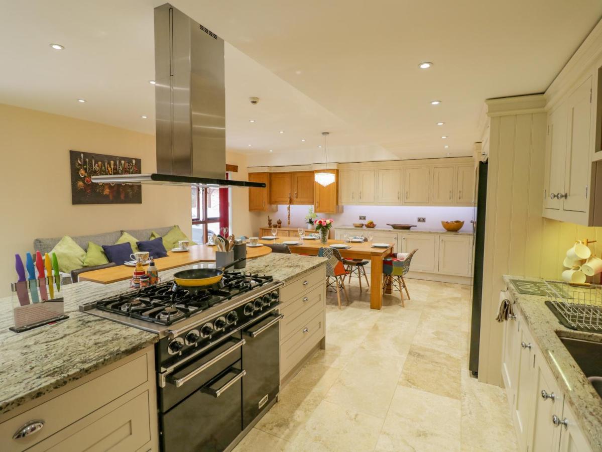 The Stables Villa Stourbridge Exteriör bild